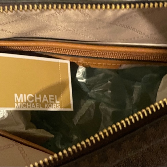 MICHAEL KORS Rhea Medium Slim Logo Backpack -Brown - Picture 10 of 12